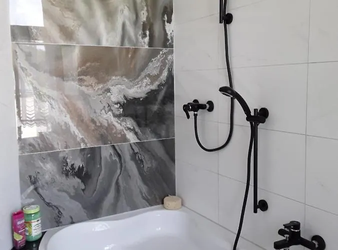 Apartment Rote-villa 2 *